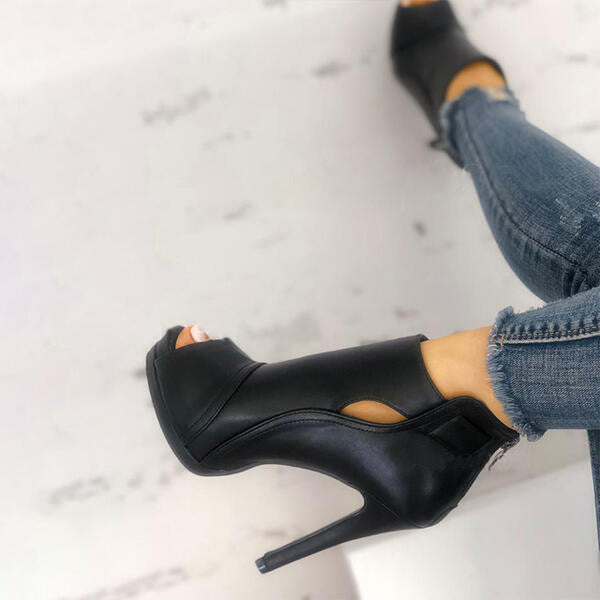 Hollow Square Platform Heel