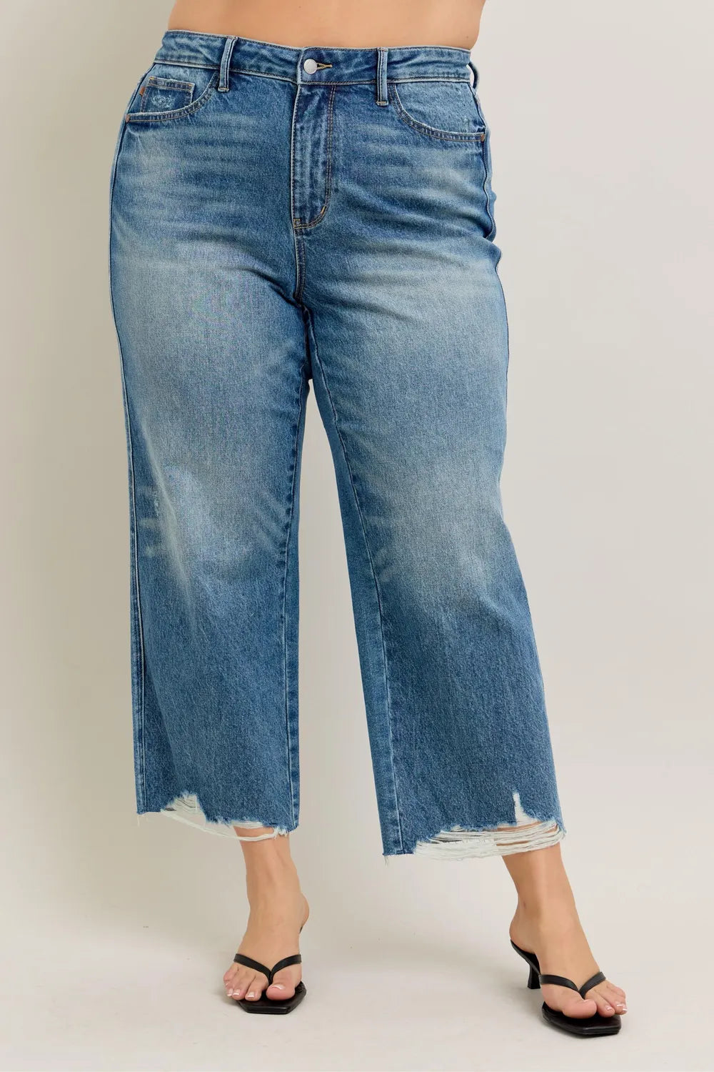 7badf5b2-8004-4732-a3b7-2a7bff9ba2c0-Max