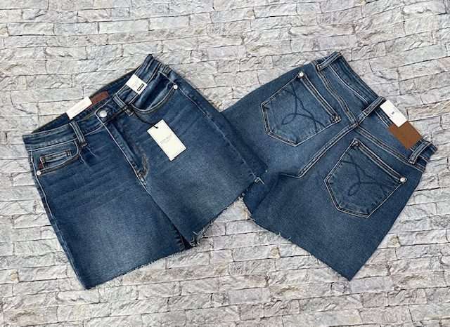 JUDY BLUE SHORTS