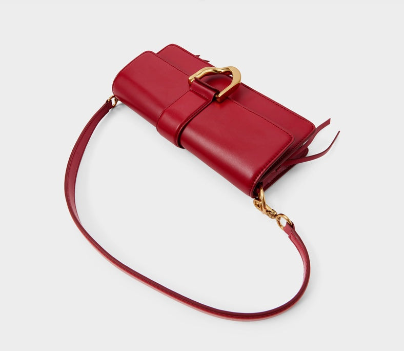 Elegant Horseshoe Buckle Baguette Underarm Bag