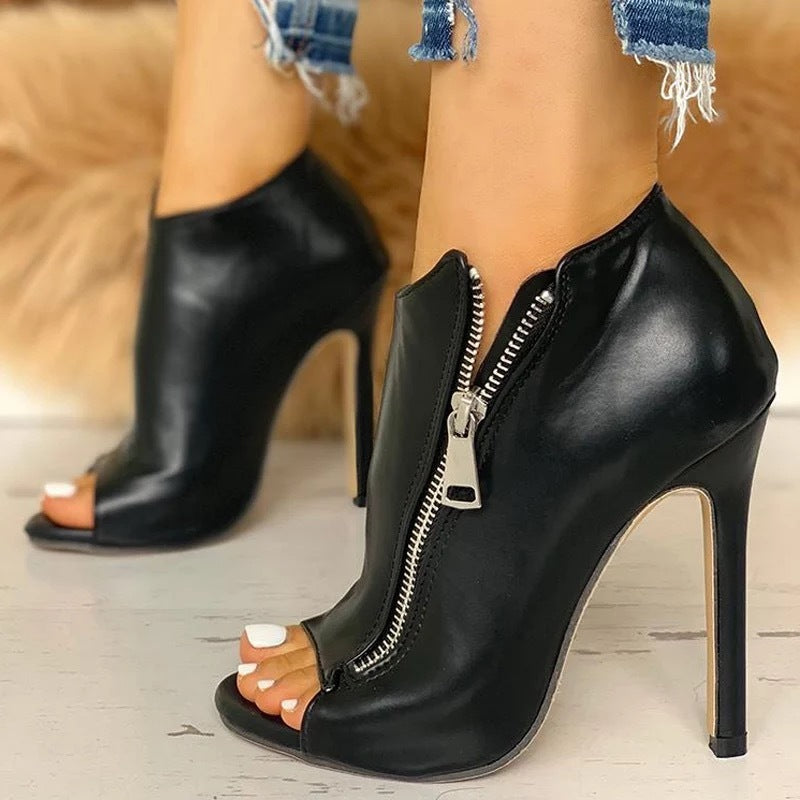 Hollow Square Platform Heel