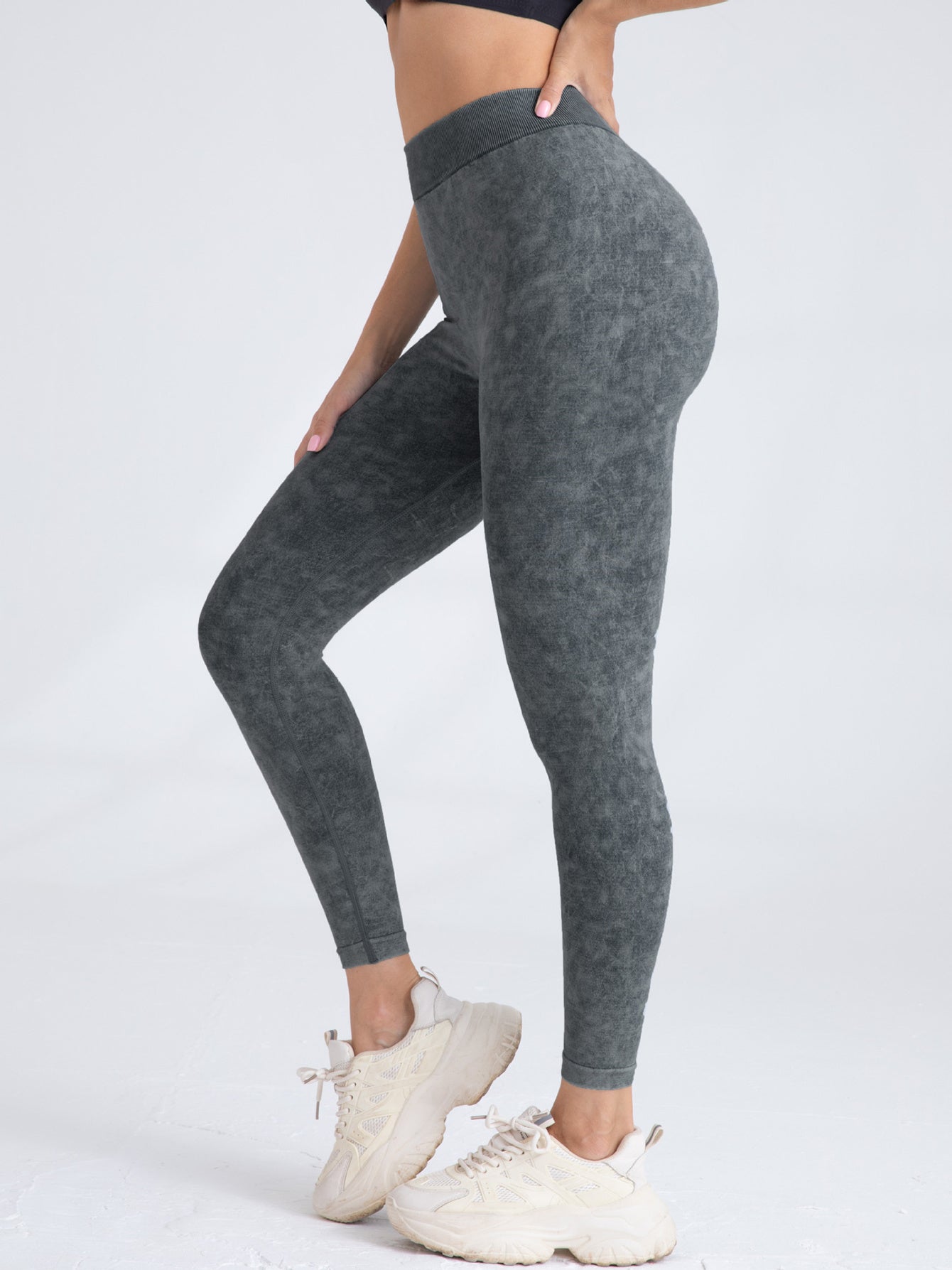 3 Pack V-Back Scrunch Butt Workout Leggings