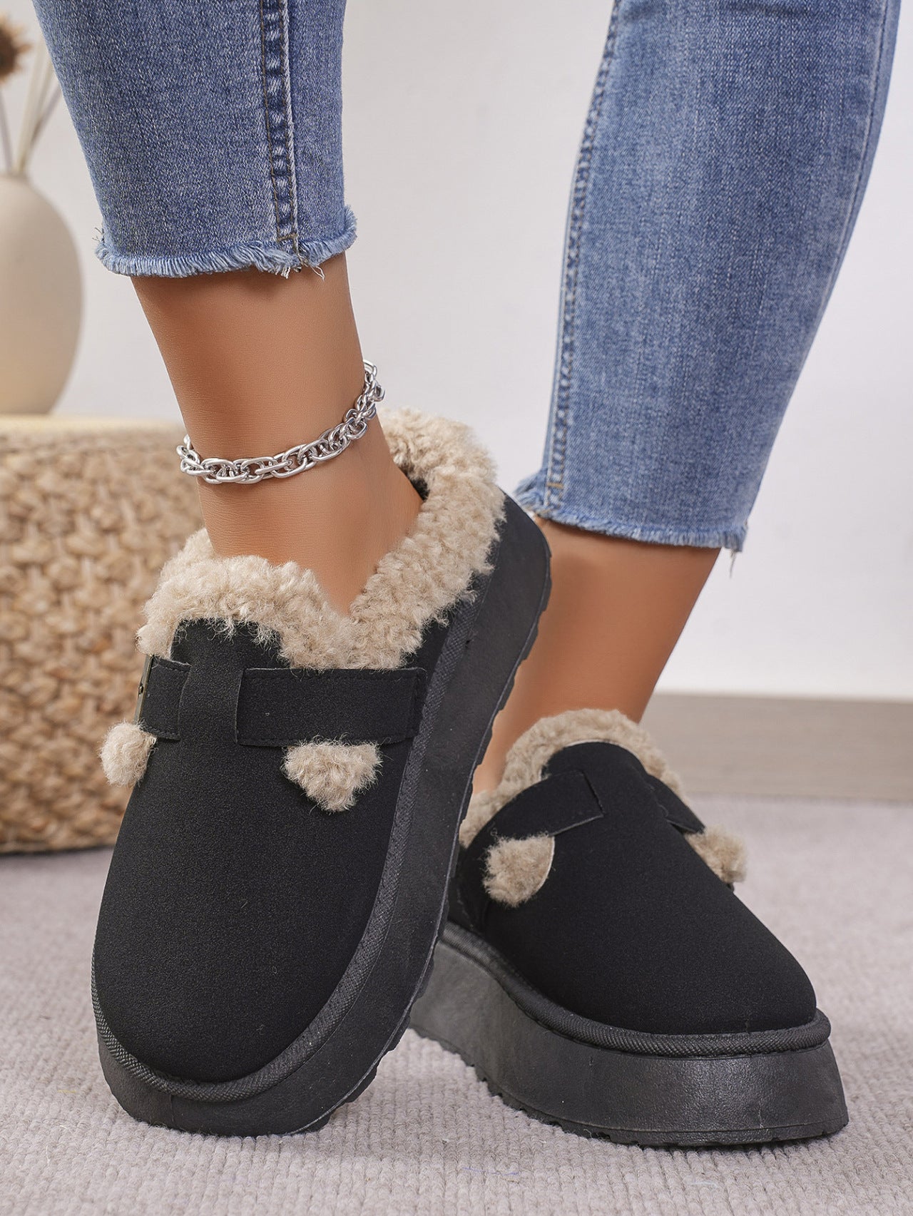 Thermal Fuzzy Buckle Platform Slippers