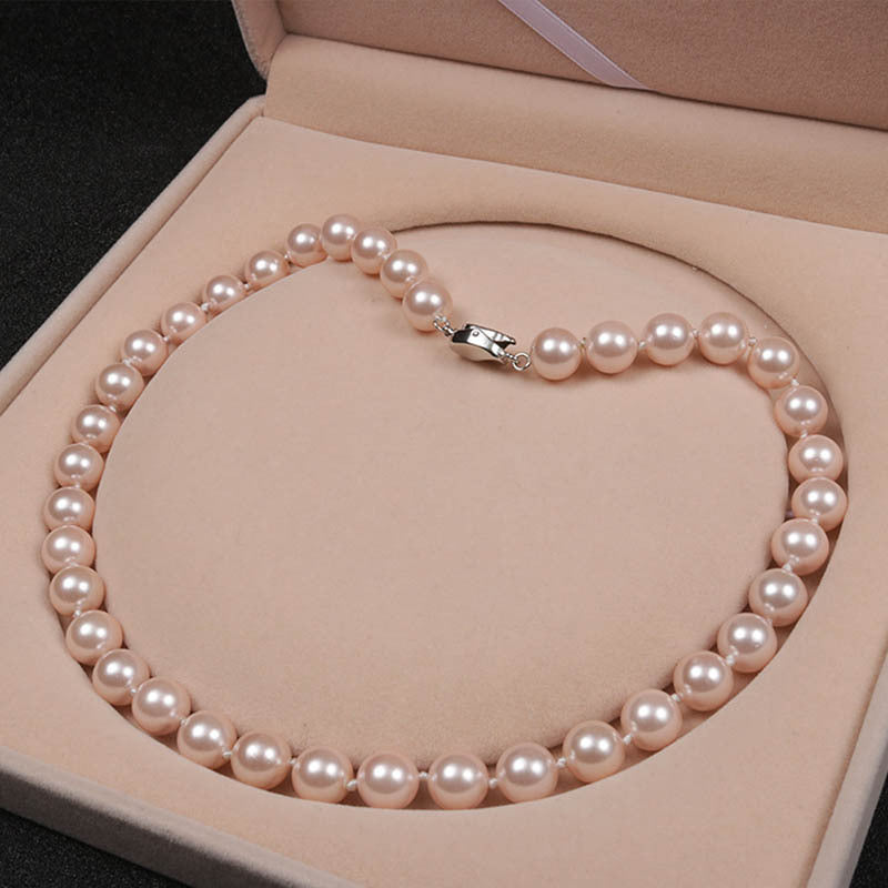 Women's Elegant Round Shell Pearl Necklace